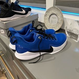 Men’s Kobe fury size 11 new. No box